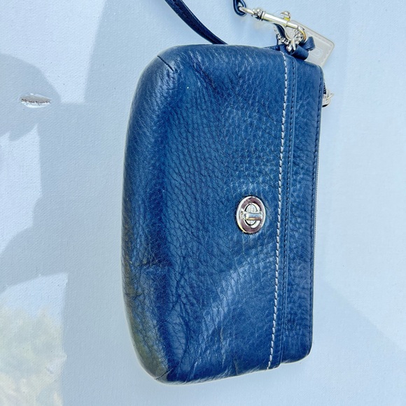 Coach Black Wristlet F49472 - Picture 7 of 11